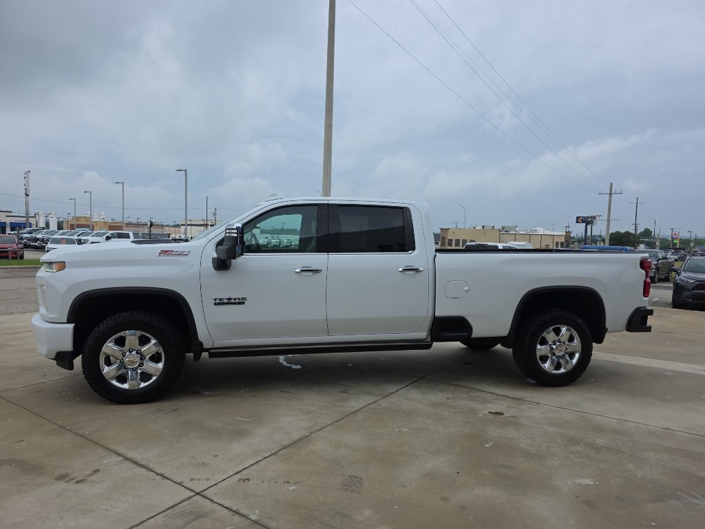 Certified 2022 Chevrolet Silverado 3500 LTZ w/ Z71 Chrome Sport Edition AWD/4WD image 4