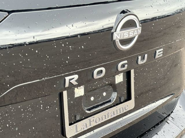 Used 2025 Nissan Rogue SV image 29