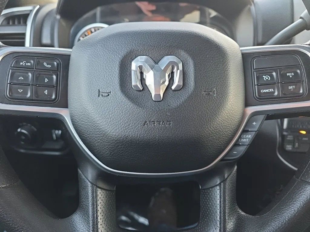 Used 2021 RAM 3500 Big Horn image 22