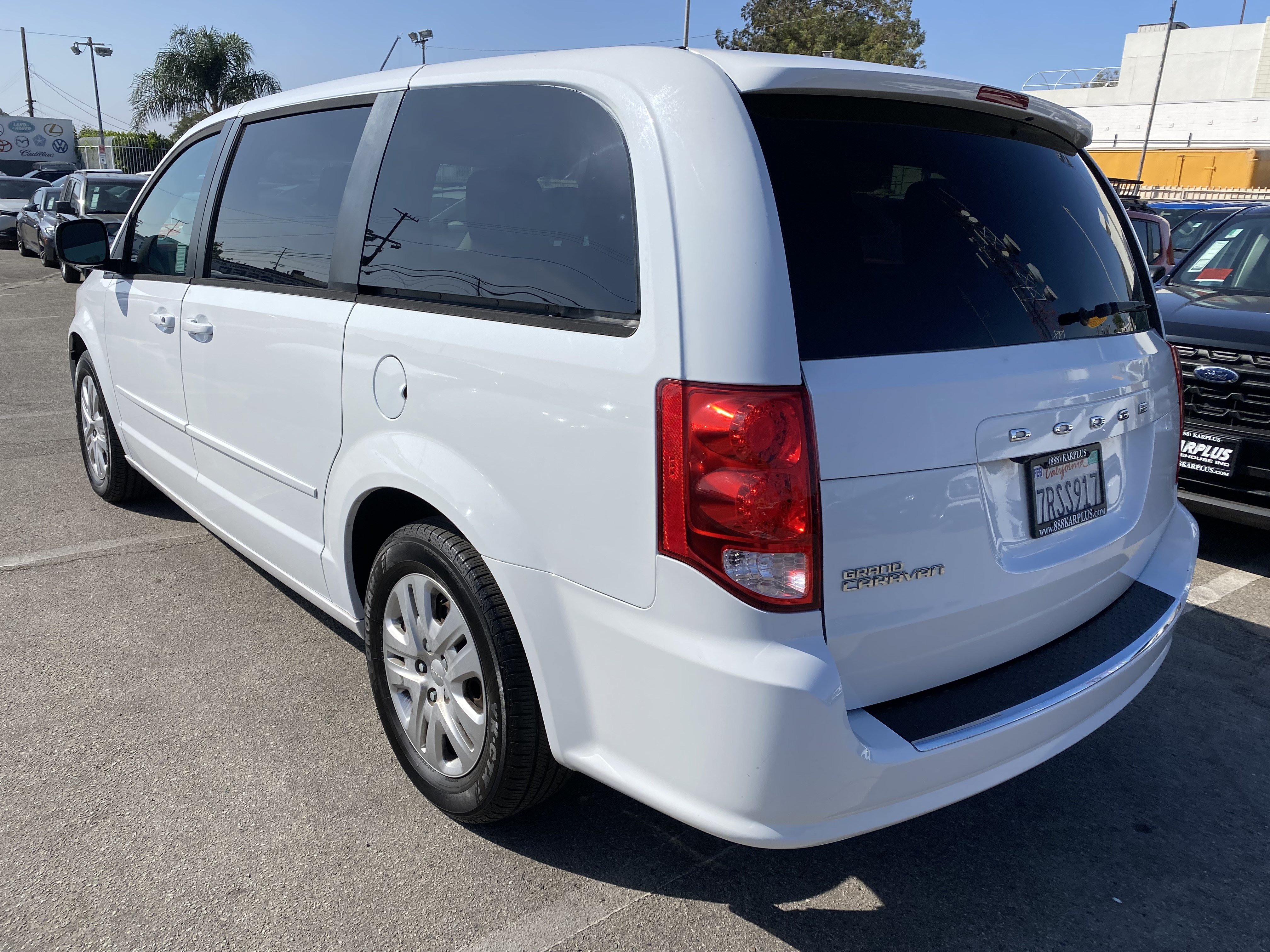Used 2016 Dodge Grand Caravan SE w/ Quick Order Package 29E SE FWD image 11