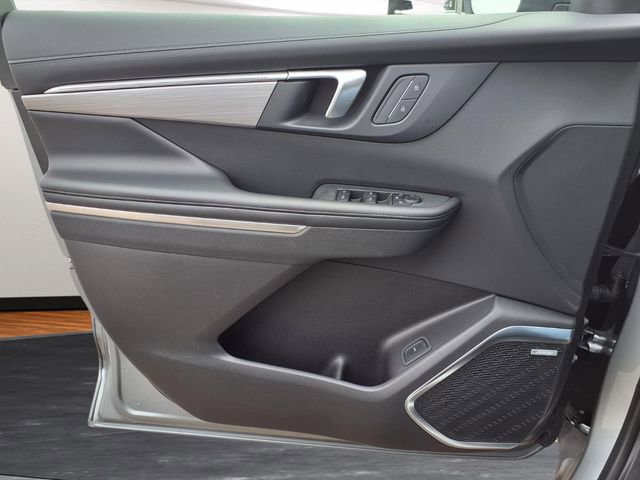 Certified 2025 Buick Enclave Preferred image 18