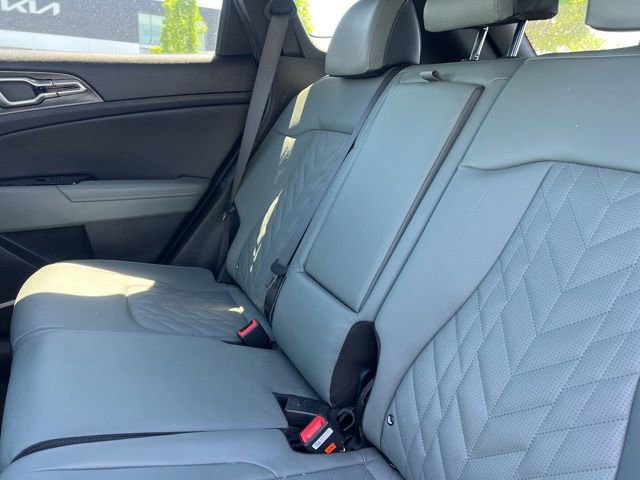 Certified 2023 Kia Sportage X-Line w/ X-Line Premium Package AWD/4WD image 32