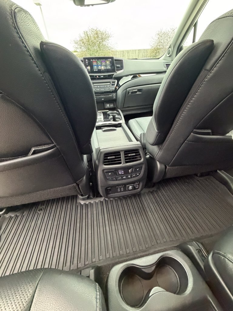 Used 2020 Honda Pilot Elite image 19