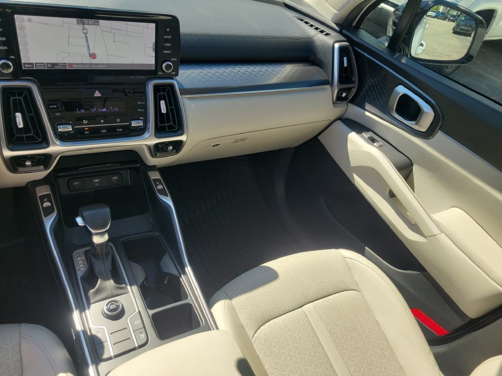 Certified 2022 Kia Sorento S FWD image 29