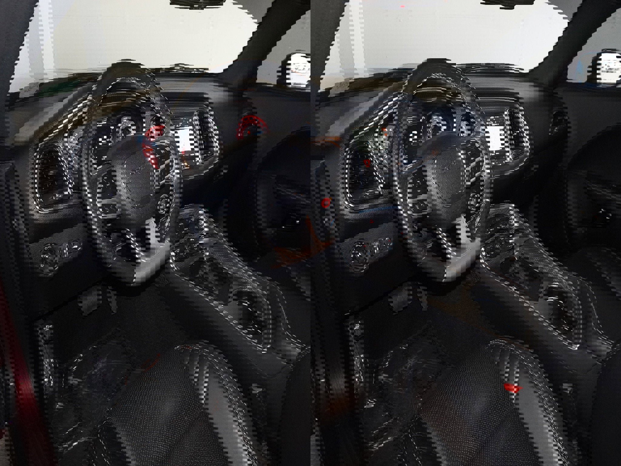 Used 2019 Dodge Challenger SRT Hellcat Redeye image 21