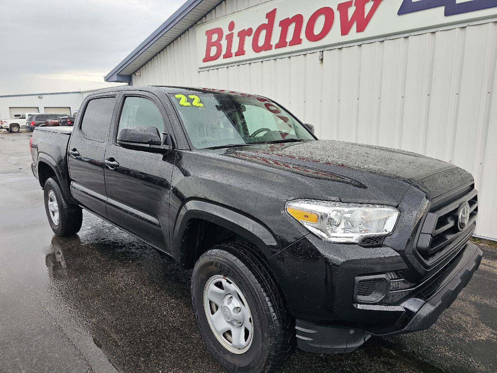 Used 2022 Toyota Tacoma SR image 2