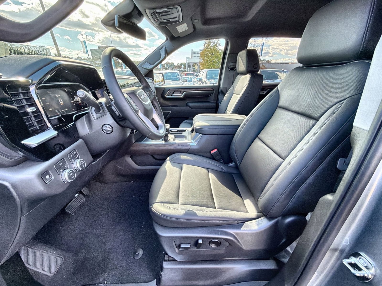 New 2026 GMC Sierra 1500 SLT w/ SLT Premium Package image 13