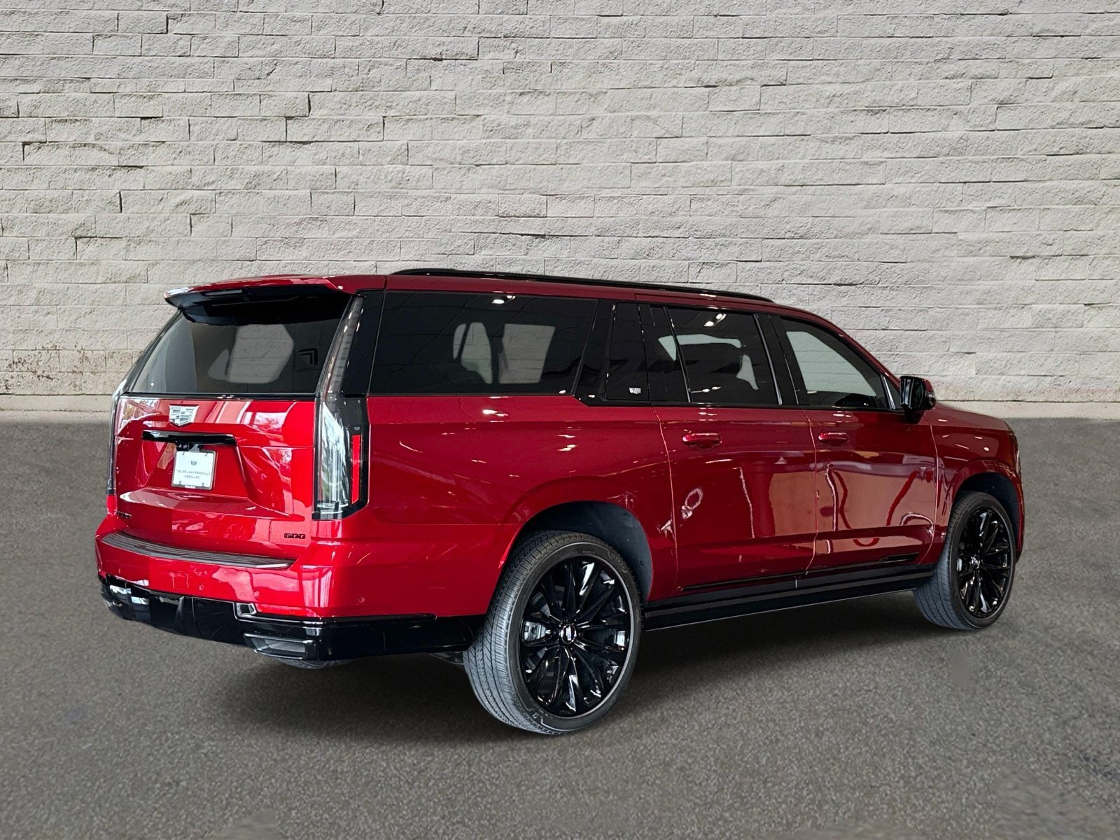 New 2026 Cadillac Escalade ESV Platinum Sport w/ LPO, ONYX Package AWD/4WD image 4