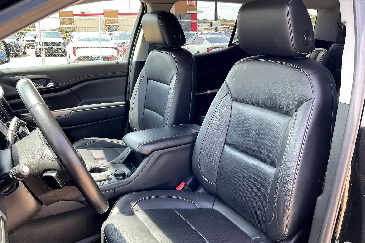 Used 2019 GMC Acadia SLT w/ Black Edition FWD image 11