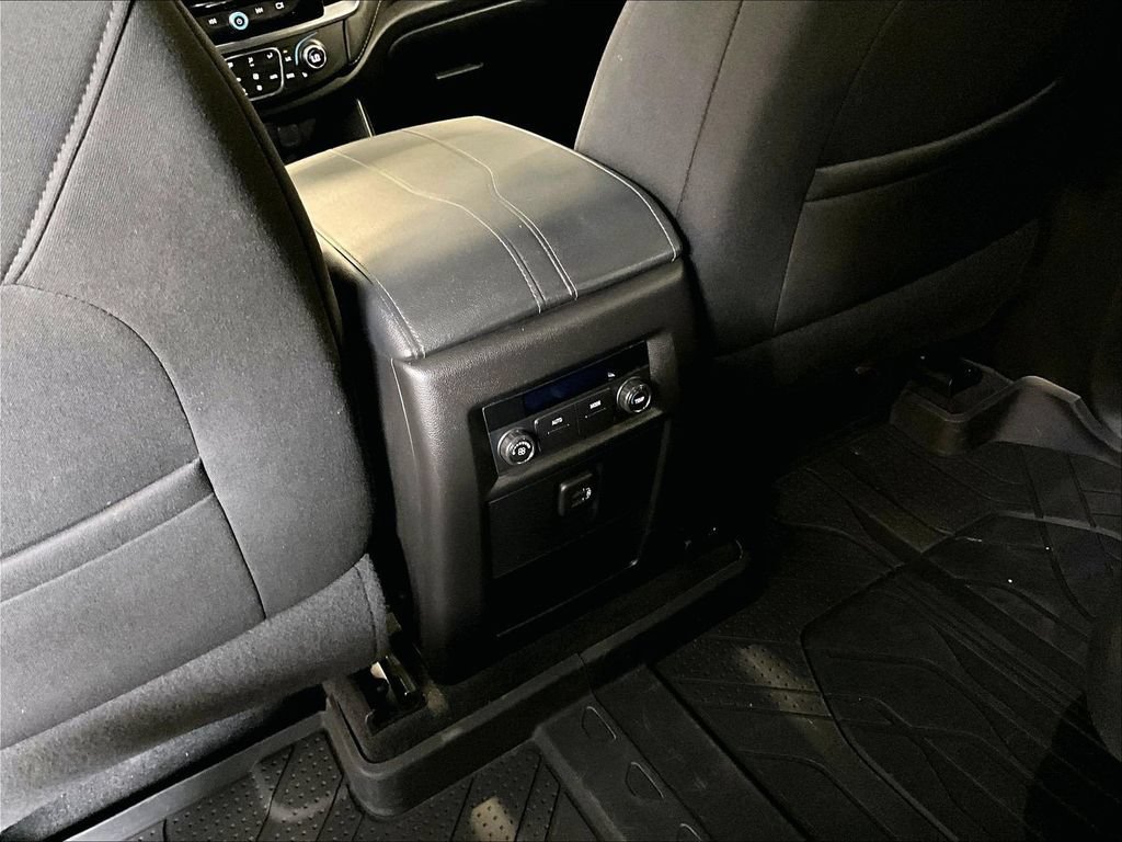 Used 2023 Chevrolet Traverse LT w/ LPO, Floor Liner Package AWD/4WD image 29