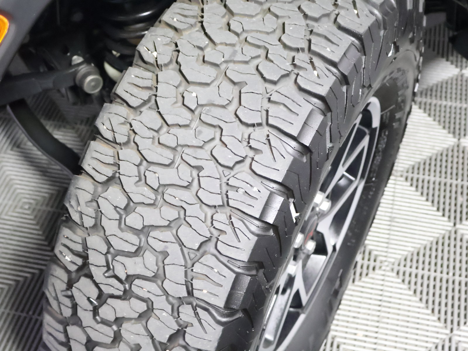 Used 2025 Jeep Wrangler Unlimited Rubicon AWD/4WD image 17