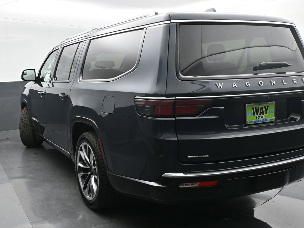Used 2023 Jeep Wagoneer L Series III w/ Premium Group I AWD/4WD image 4