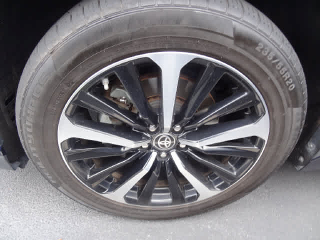 Used 2021 Toyota Highlander XSE AWD/4WD image 15