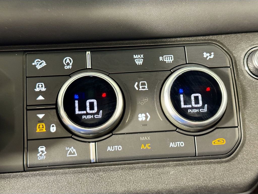 Used 2020 Land Rover Defender 110 X image 15
