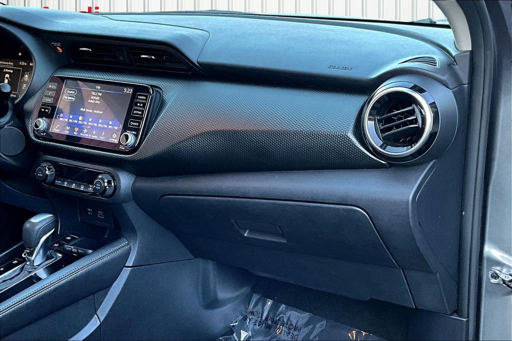 Used 2022 Nissan Kicks SV FWD image 26