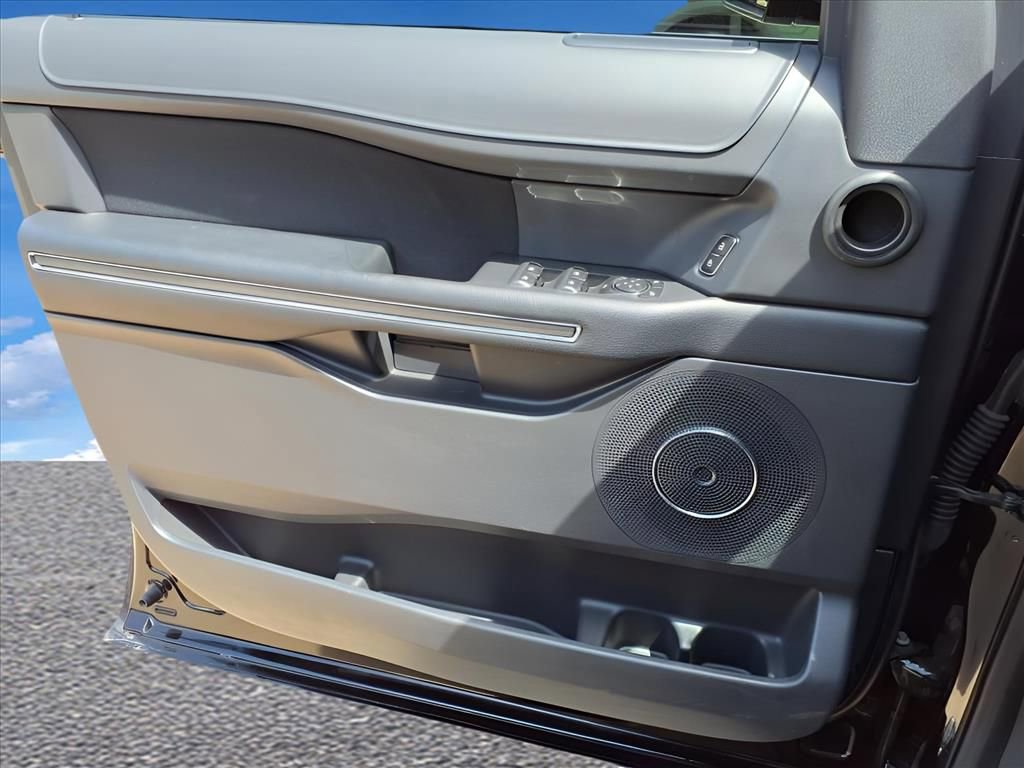 New 2024 Ford Expedition XL image 20