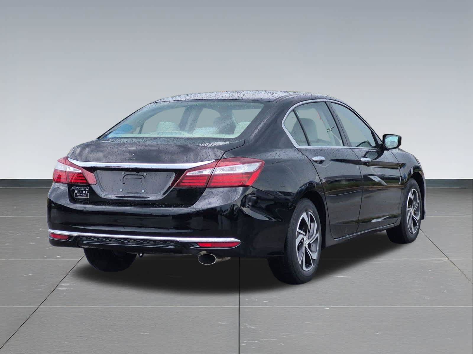Certified 2017 Honda Accord LX image 6
