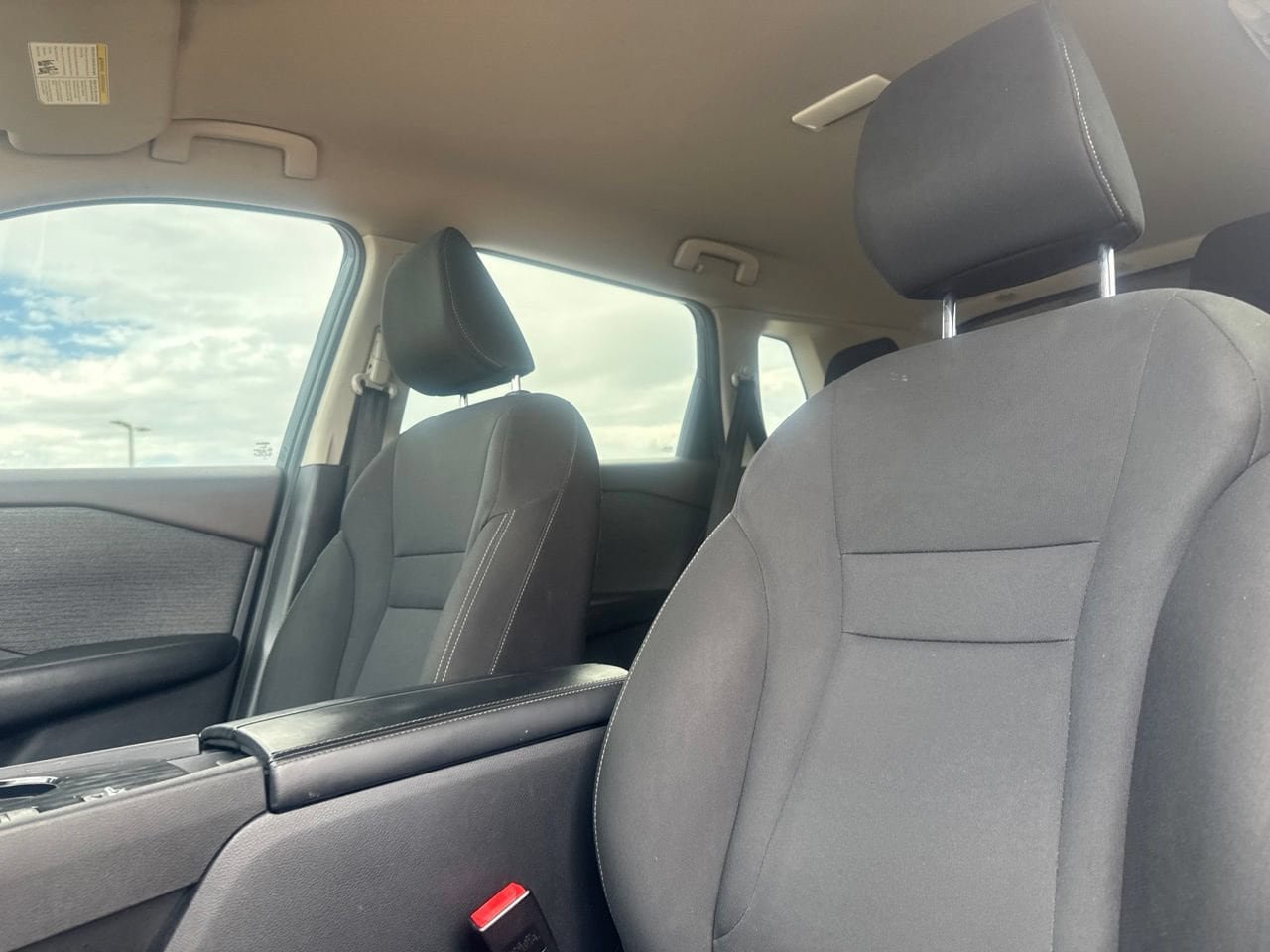Used 2023 Nissan Rogue S FWD image 37