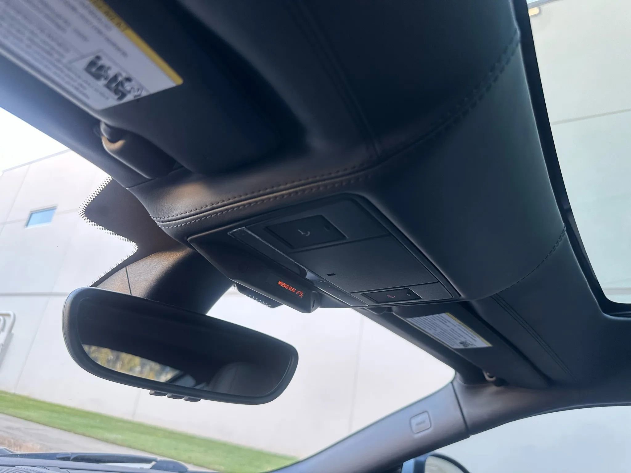 Used 2016 Jaguar F-TYPE S image 33