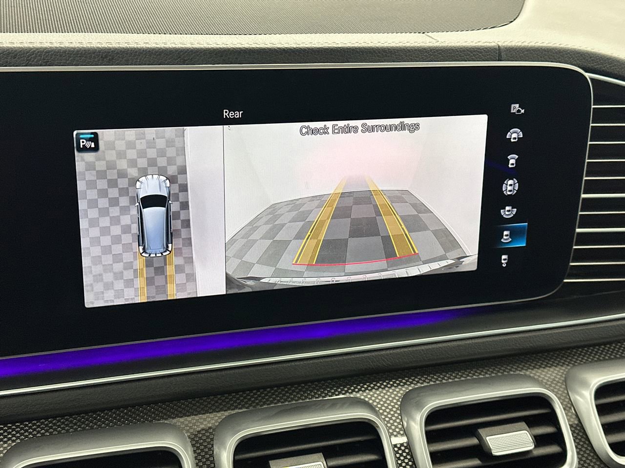 Used 2023 Mercedes-Benz GLS 580 4MATIC image 27