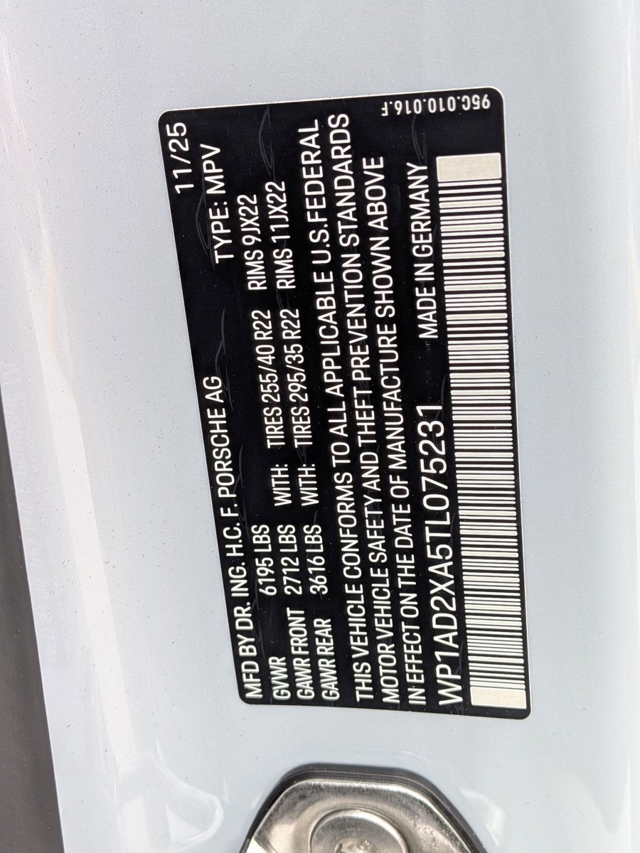 New 2026 Porsche Macan Electric image 29