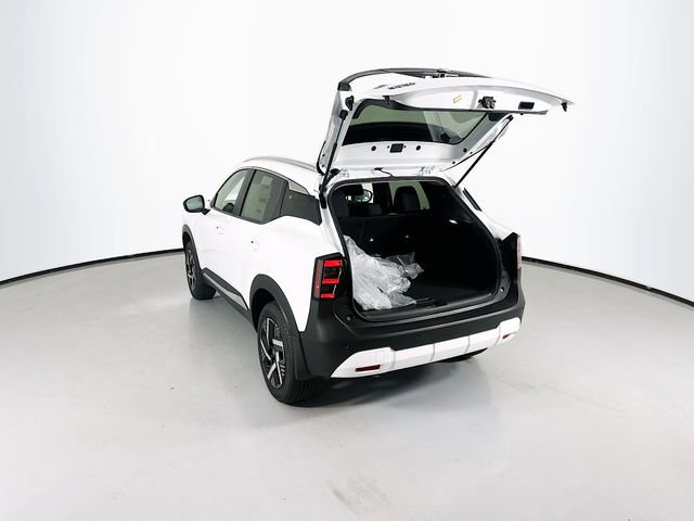 Used 2026 Nissan Kicks SV image 9