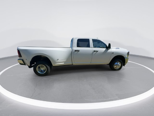 New 2027 RAM 3500 Tradesman AWD/4WD image 9