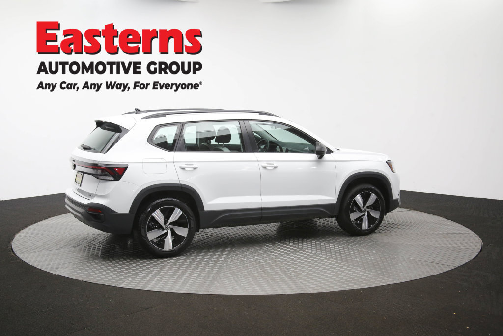 Used 2025 Volkswagen Taos S AWD/4WD image 42