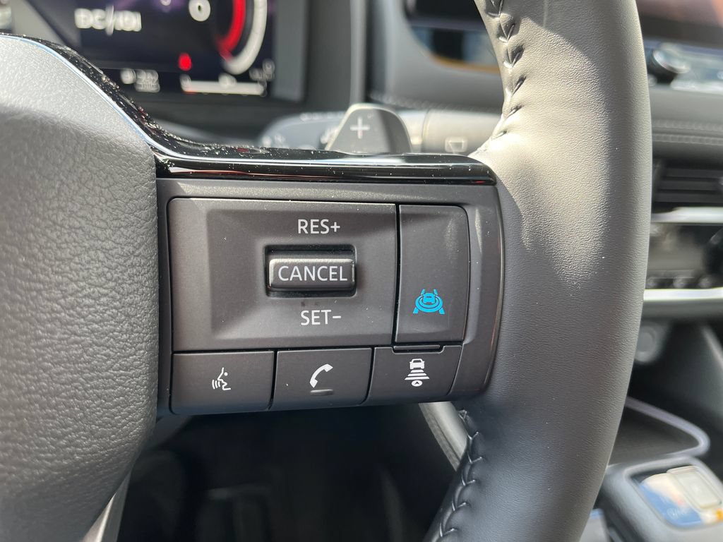 Used 2026 Nissan Rogue Platinum w/ Platinum Premium Package AWD/4WD image 18