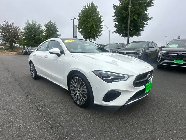 Used 2025 Mercedes-Benz CLA 250 4MATIC image 9