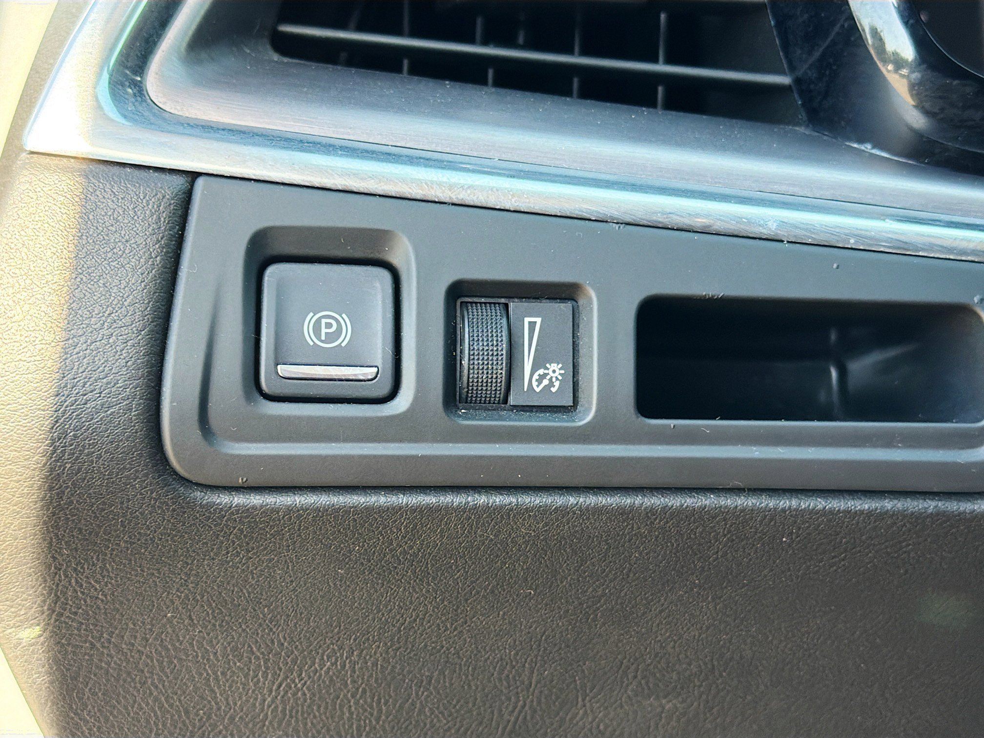 Used 2019 Cadillac XT5 Luxury image 34