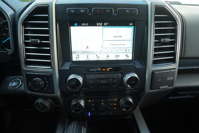 Used 2018 Ford F150 Platinum w/ Equipment Group 701A Luxury AWD/4WD image 22
