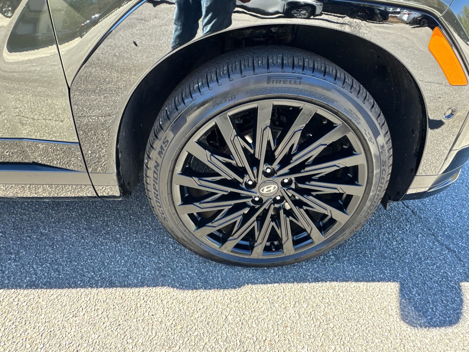 Used 2025 Hyundai Santa Fe Calligraphy image 12