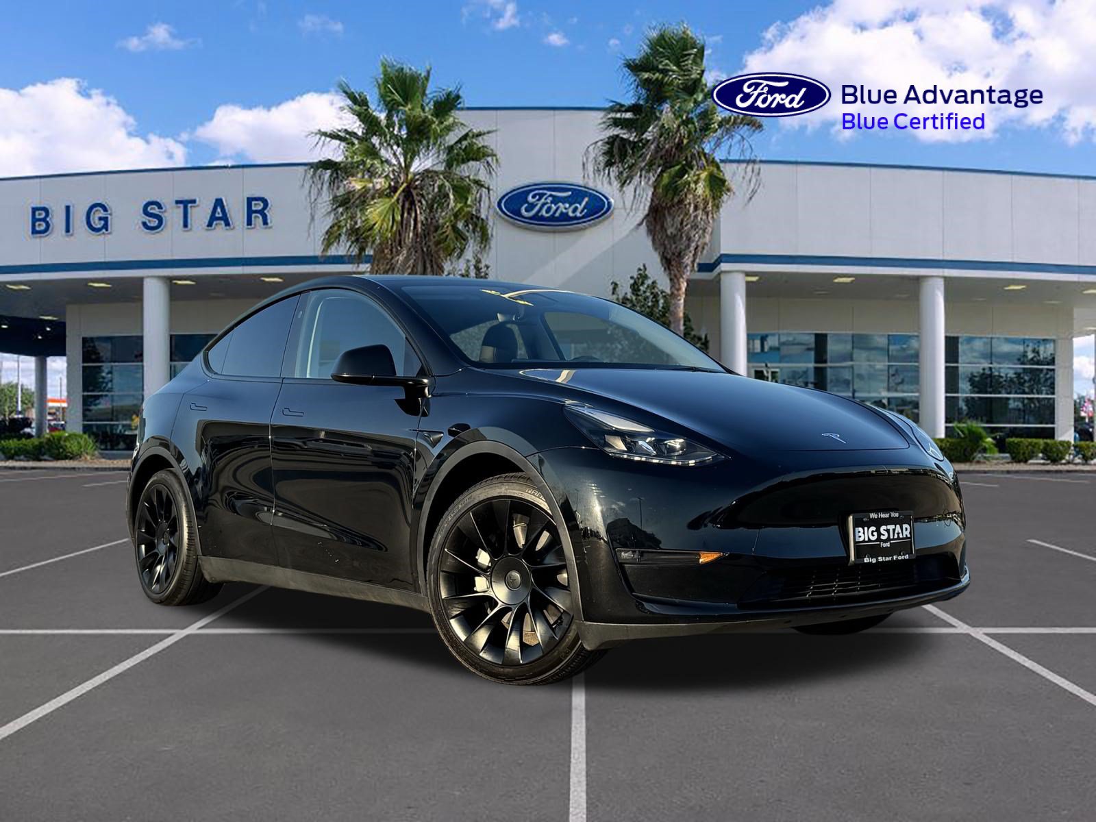 Used 2023 Tesla Model Y Long Range AWD/4WD image 1