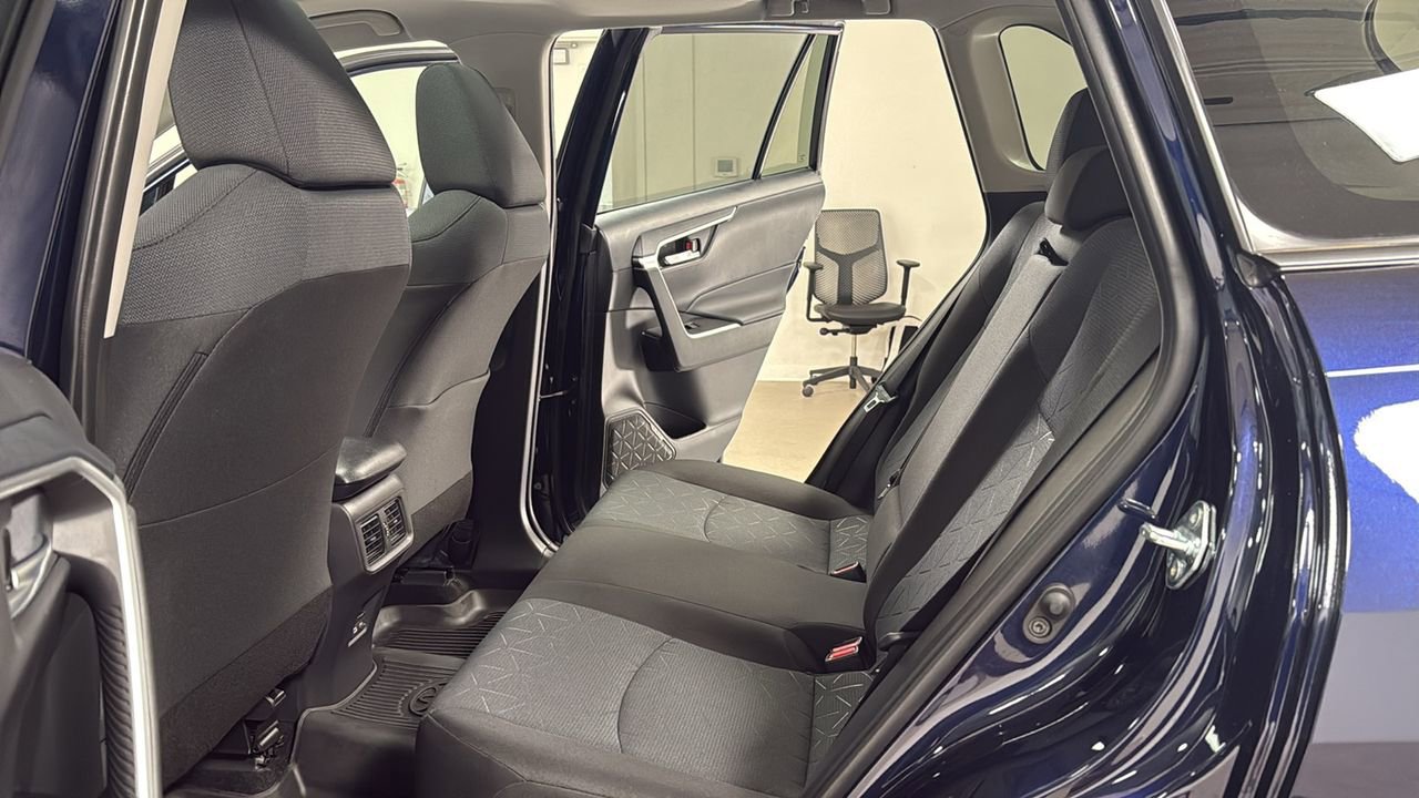 Certified 2025 Toyota RAV4 XLE w/ Convenience Package image 15