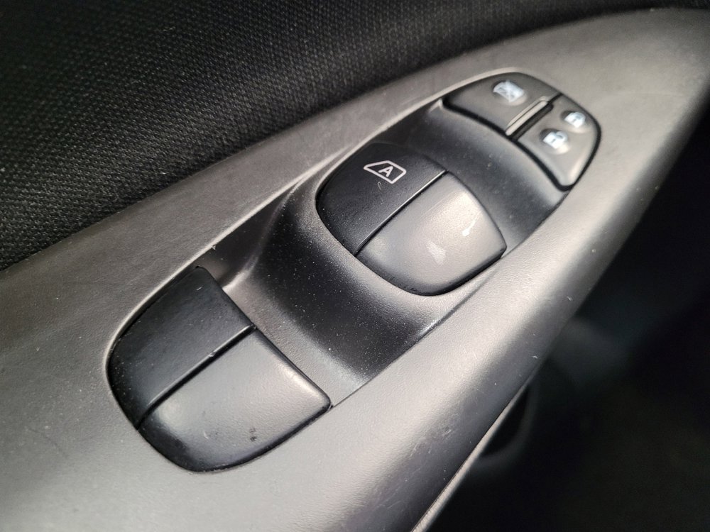 Used 2018 Nissan Sentra S FWD image 27