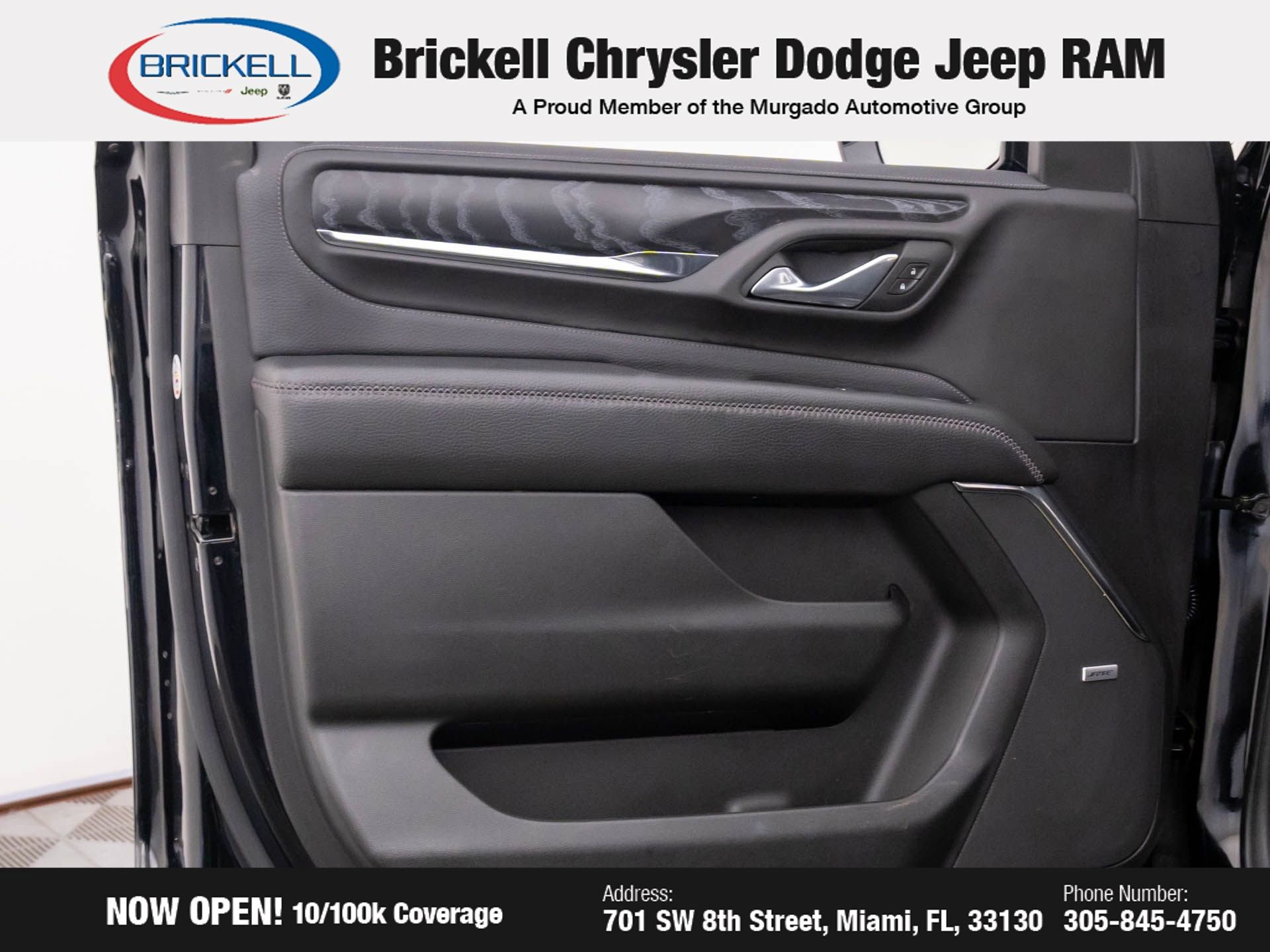 Used 2023 GMC Yukon XL Denali image 12