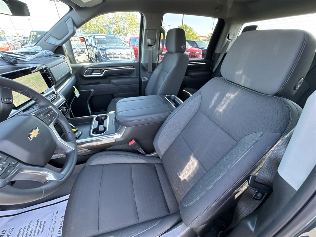New 2026 Chevrolet Silverado 3500 LT w/ Convenience Package image 11