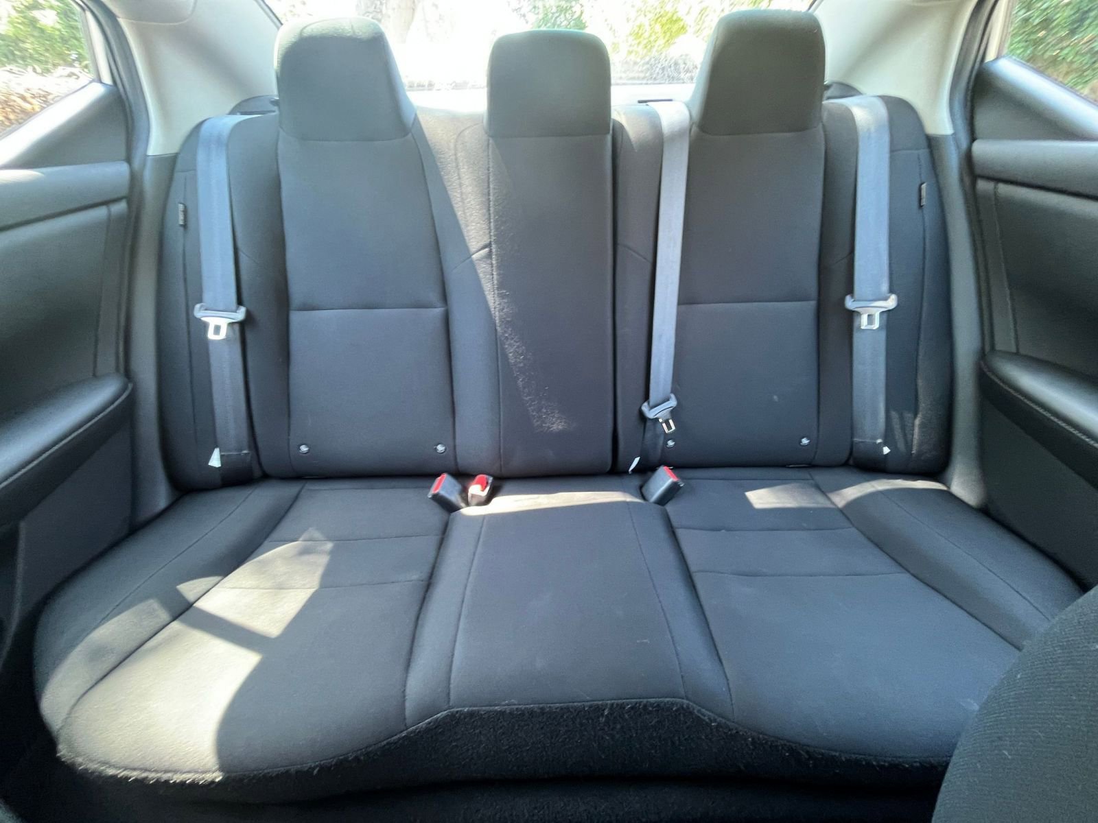 Used 2025 Nissan Sentra S FWD image 36