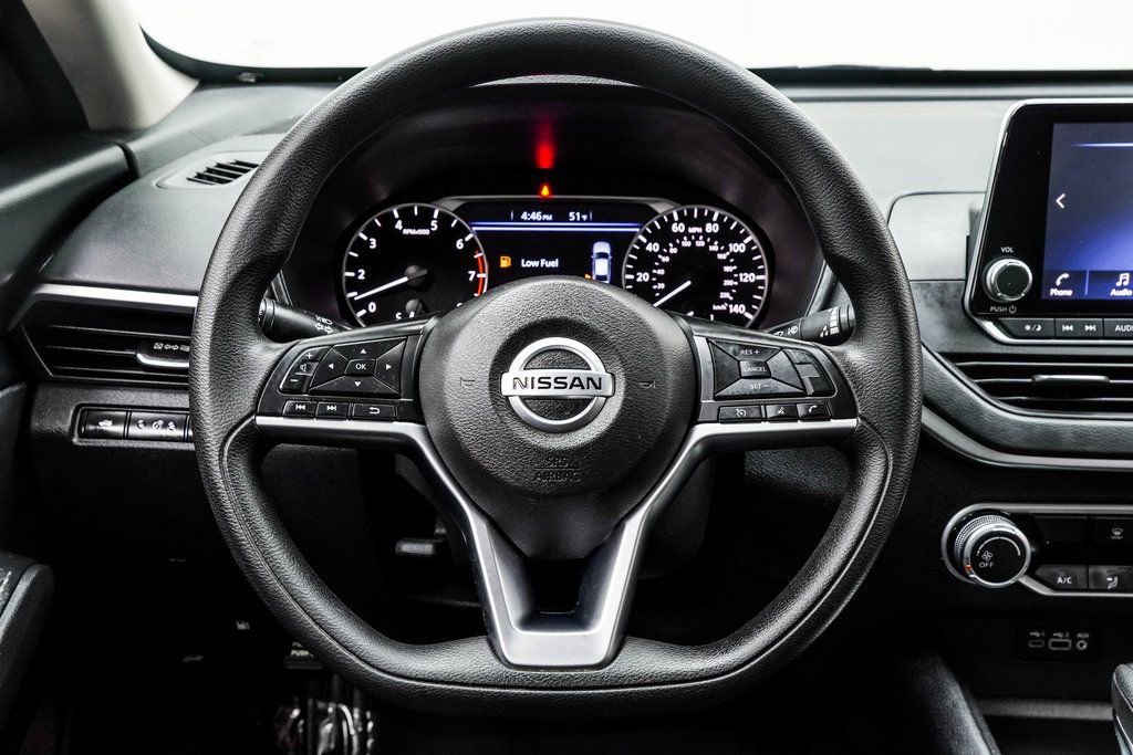 Used 2022 Nissan Altima 2.5 SV FWD image 18