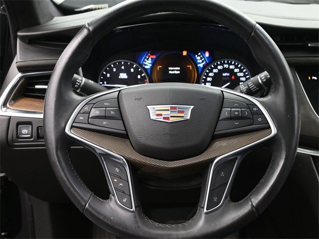 Used 2017 Cadillac XT5 Platinum image 28