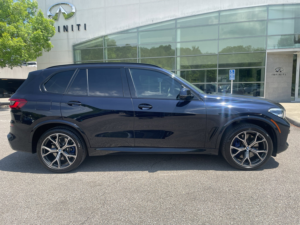 Used 2020 BMW X5 xDrive40i w/ M Sport Package AWD/4WD image 2