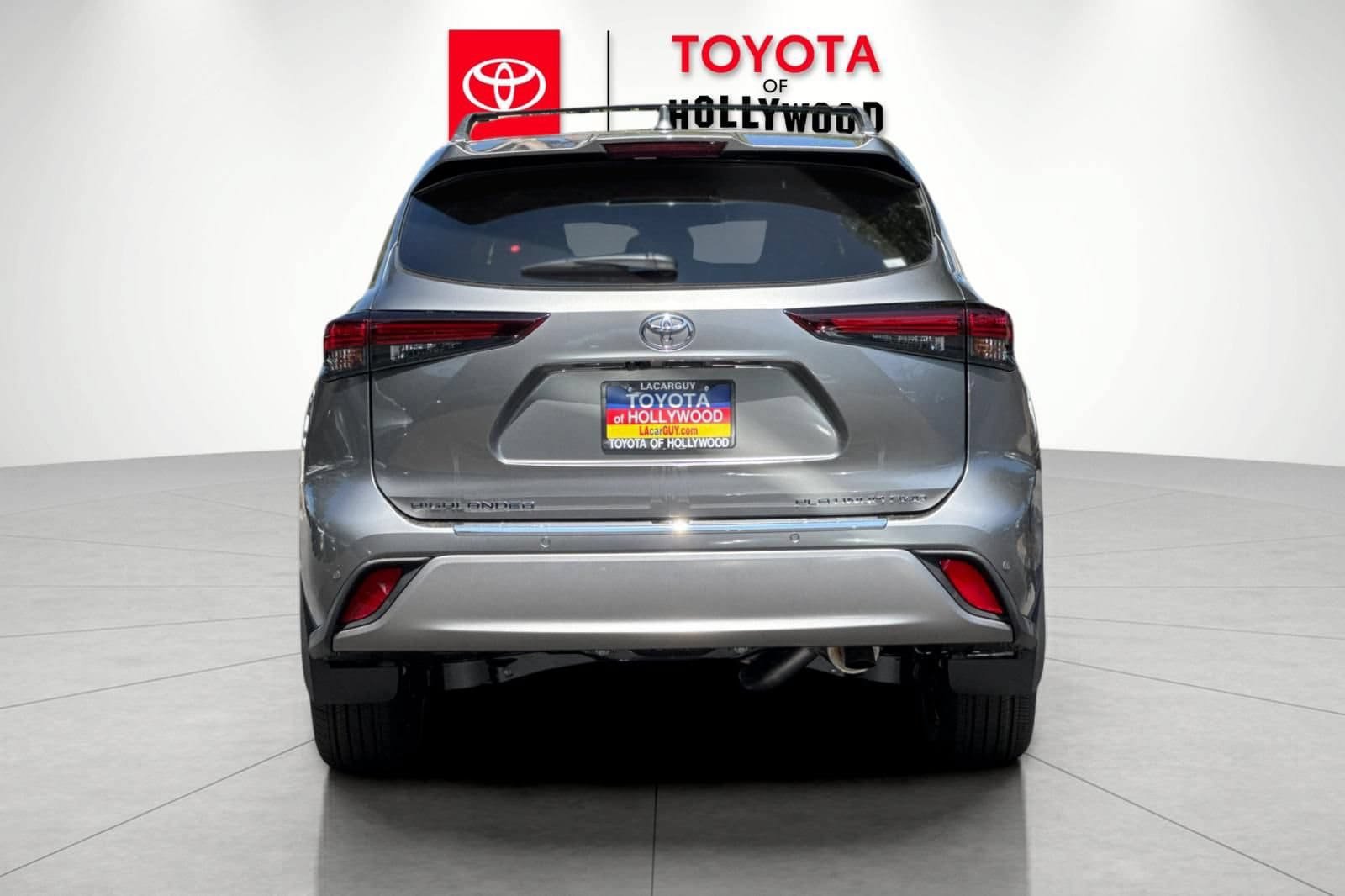 New 2026 Toyota Highlander Platinum AWD/4WD image 5