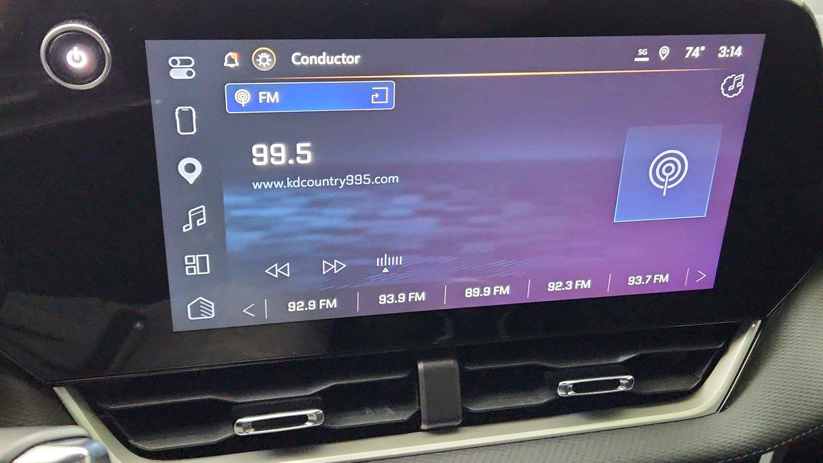 Used 2025 Chevrolet Equinox LT FWD image 60