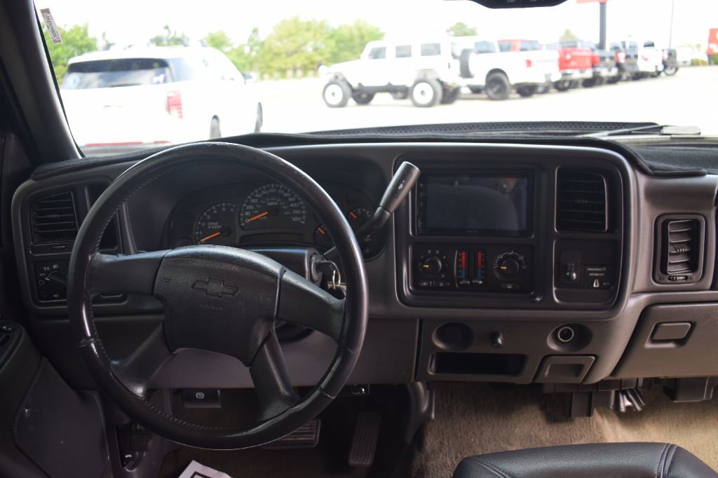 Used 2003 Chevrolet Silverado 1500 LS RWD image 14