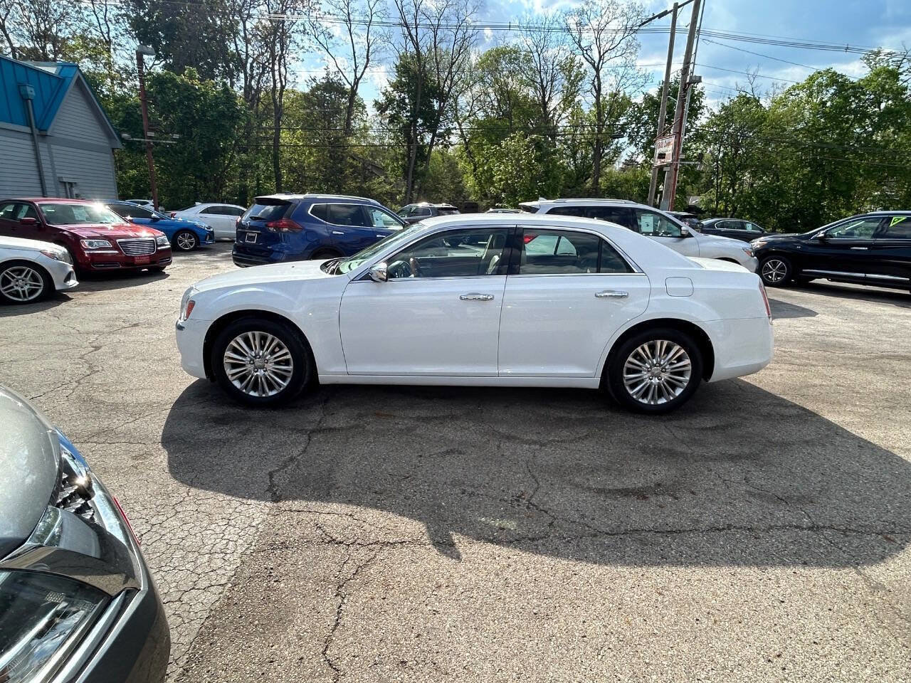 Used 2013 Chrysler 300 C AWD/4WD image 4