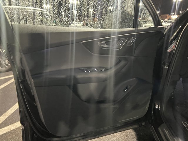 Used 2022 Audi Q7 3.0T Premium w/ Convenience Package image 7