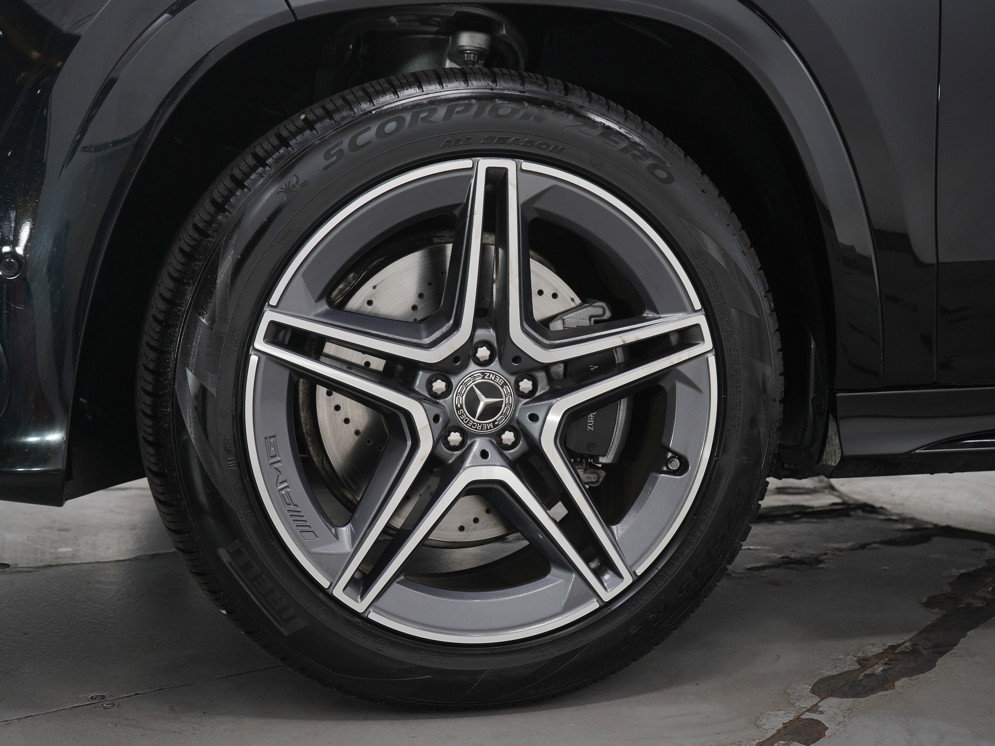 Used 2025 Mercedes-Benz GLS 450 GLS 450 image 35