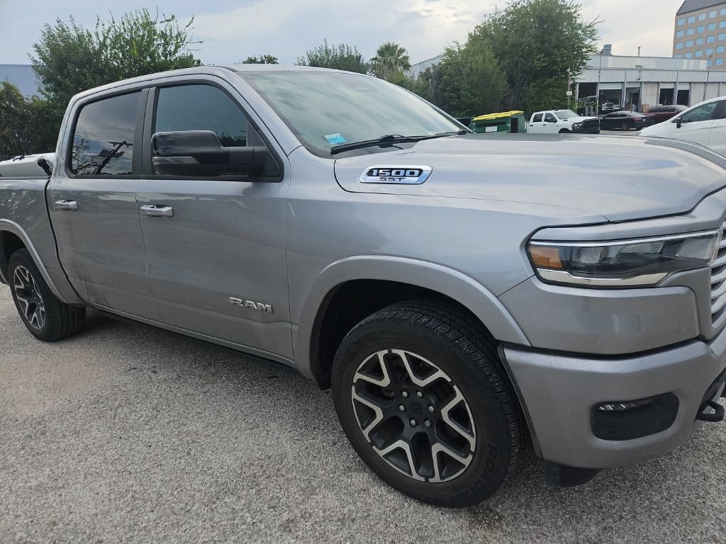 Used 2025 RAM 1500 Laramie w/ Laramie Southwest Edition AWD/4WD image 5