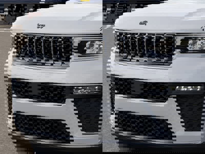 New 2026 Jeep Grand Cherokee Limited image 11